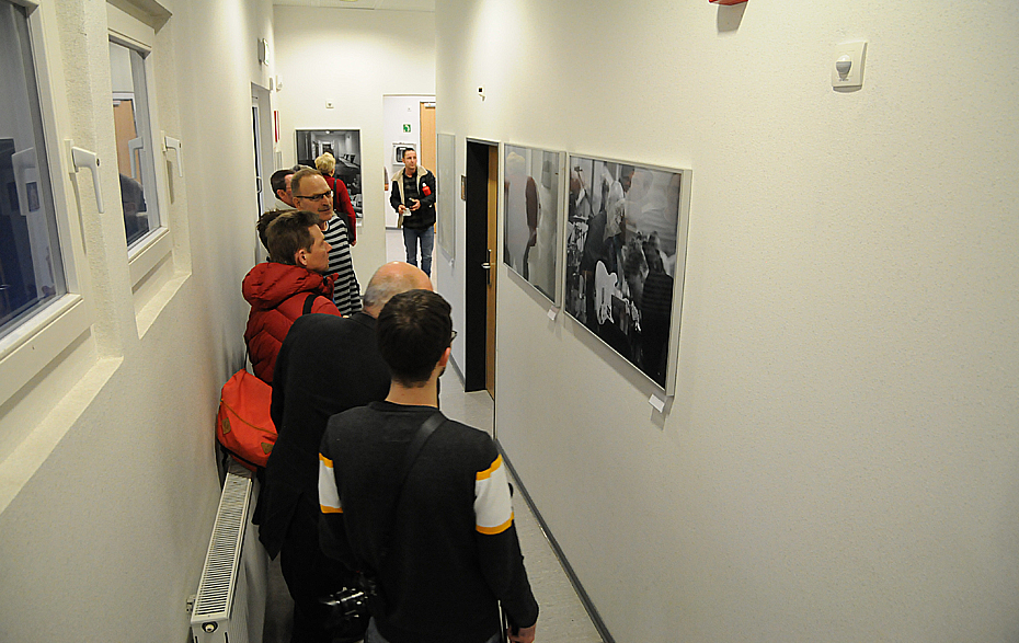 Foto: Backstage Fotoausstellung Dennis Heinrich