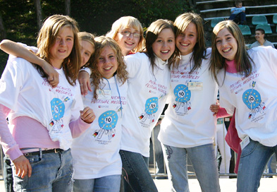 Gruppenfoto mit 7 Mädchen