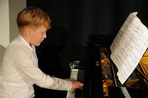 Foto: Wettbewerb Jugend musiziert Regio Robert Otrosenko