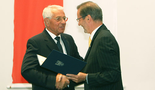 Foto: Ministerpräsident Platzeck und Hans-Dietrich Fiebig