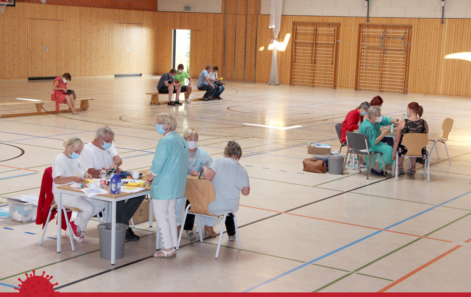 Foto: 2 Impfteams bei der Arbeit