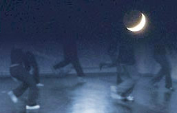 Foto: Mond und Tänzer