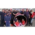 Gruppenfoto von Kameradinnen und Kameraden der Freiwilligen Feuerwehr 